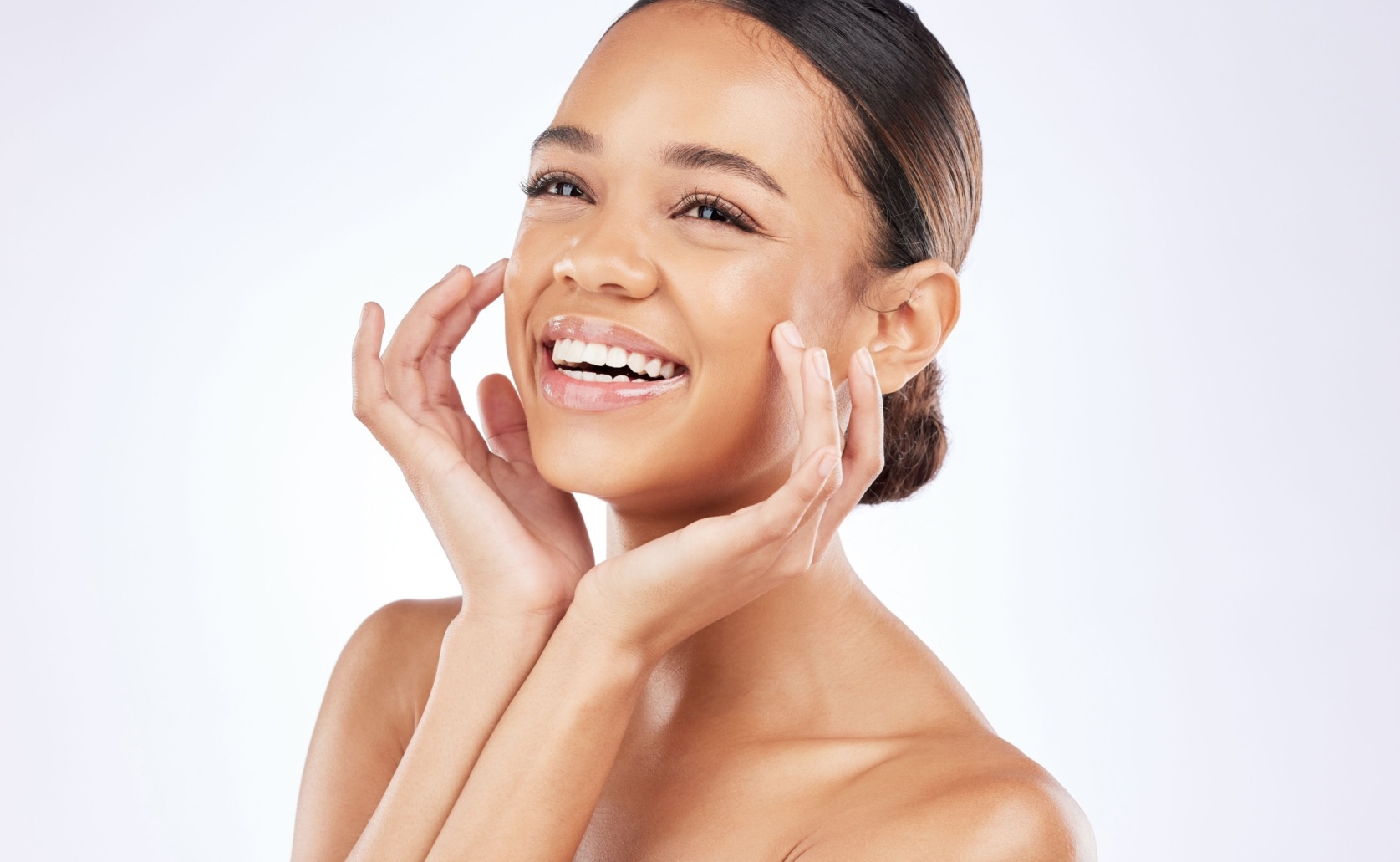 How to find the best plastic surgeon for facelift?